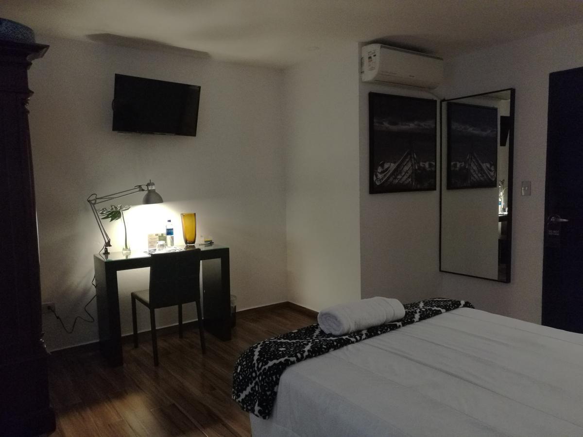 Hotel Boutique Valverde Santa Elena San Salvador Exteriör bild